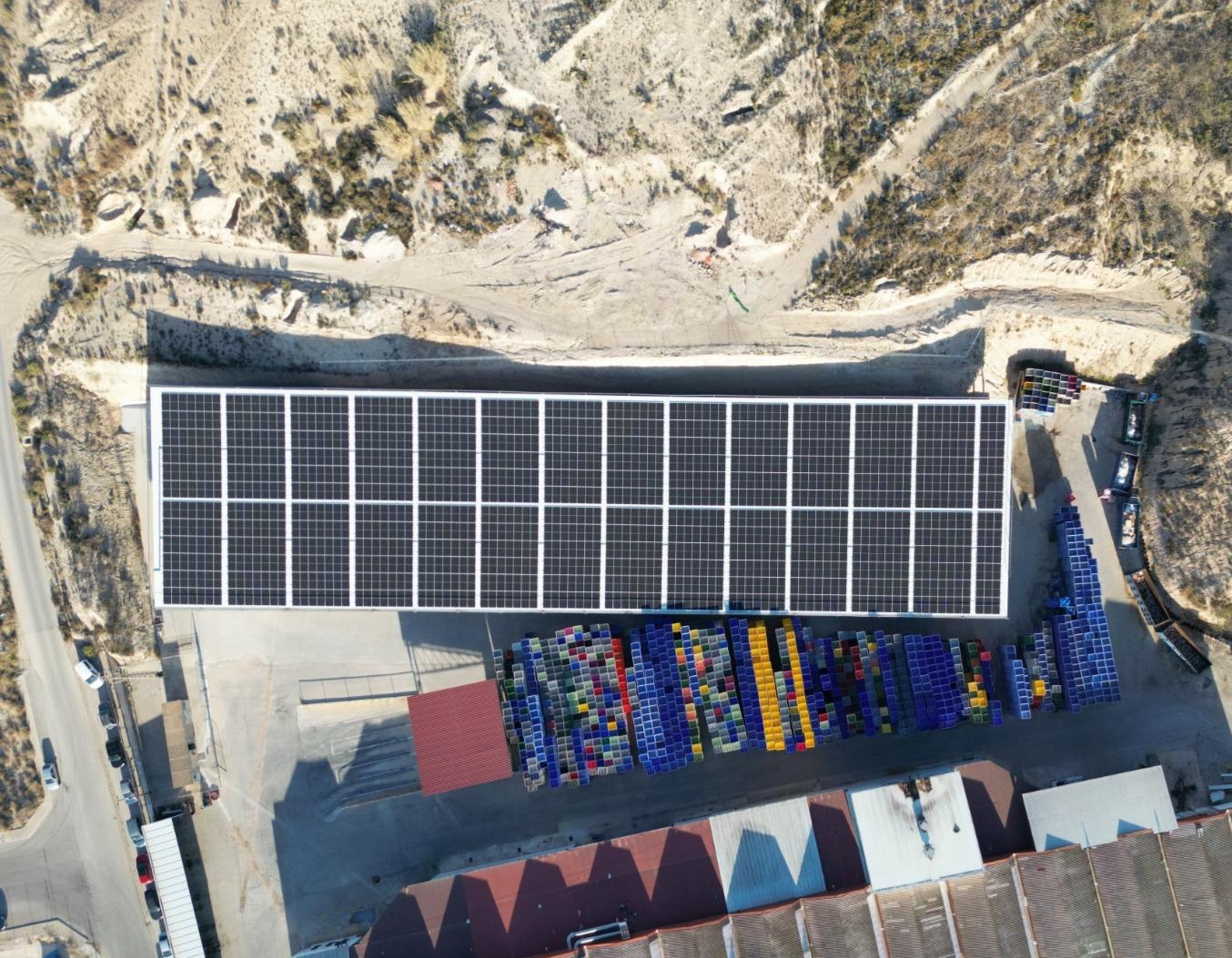 Autoconsumo fotovoltaico 600 kWp en cubierta — Frucomur, Murcia